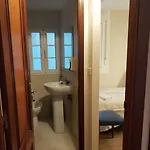 ゲストハウス Pura Cuntis