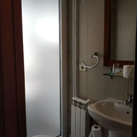 Pura Πανσιόν Cuntis
